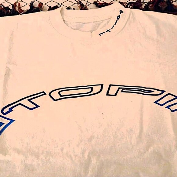 POLITE WORLDWIDE Designer Hand-painted Tee Shirt SIZE L NEW RARE - Picture 2 of 5